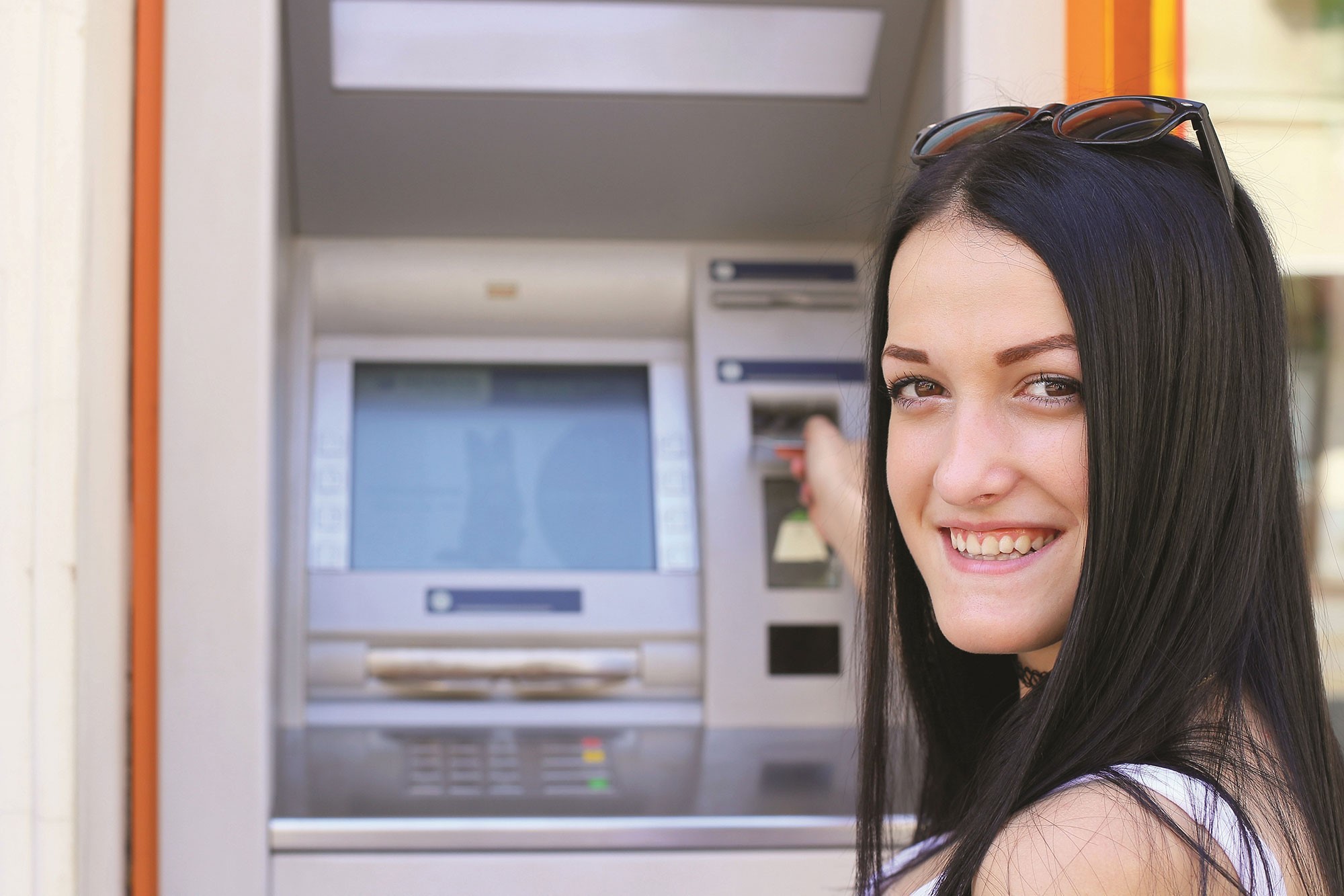 Student-using-an-ATM