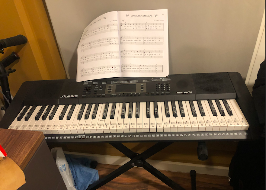 Selling Alesis melody 61 keyboard with stool - Royal Holloway Student  Intranet